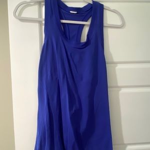 Athleta Momentum Tank